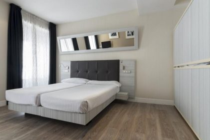 hotel Madrid petit palace puerta del sol 5
